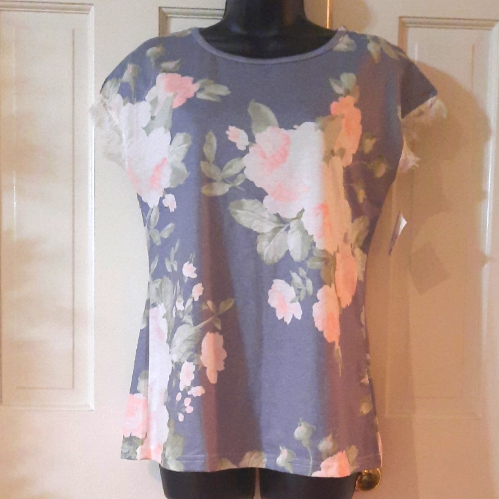 Floral Print Top - Gray and Pink - Womans Size Small - Boutique Brand - New